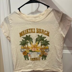 Hollister Cream Yellow Crop Graphic Tee